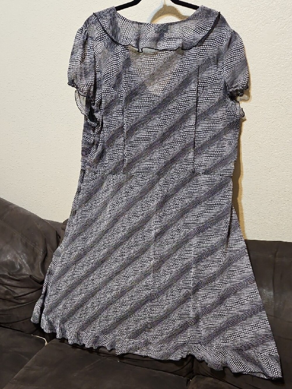 Voir Voir Black and White Ruffle-Front Midi Dress - Picture 5 of 8